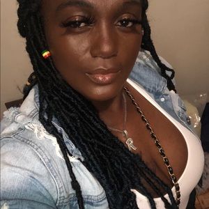 Meet your Posher, Revonda